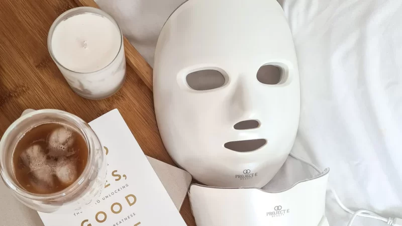 Project E Beauty 7 Colour Photon Therapy Mask Review Skin Care Treatment at Home